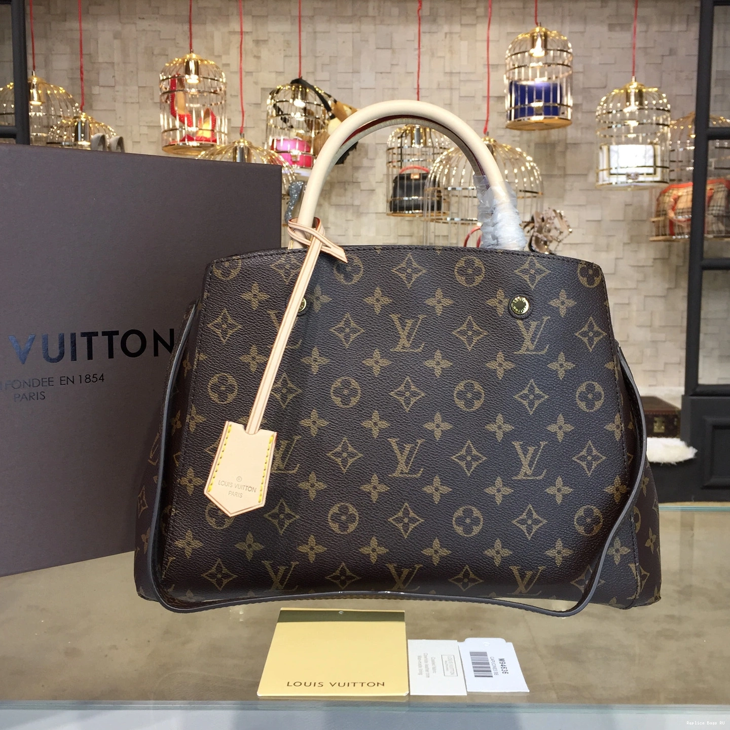 Affordable VUITTON LOUIS MONTAIGNE MM 0710